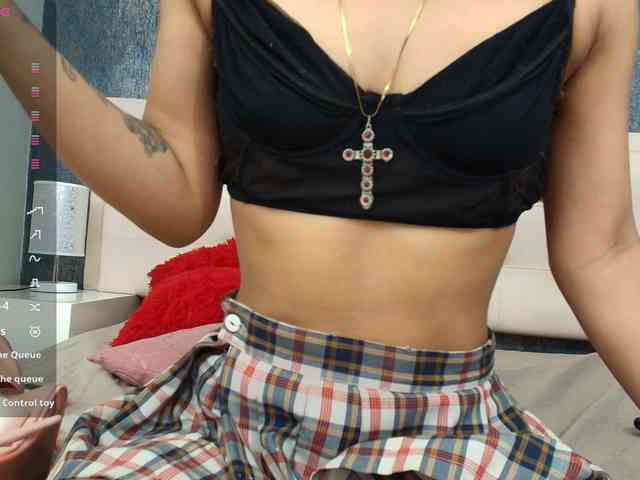 Alondraconnor Live Webcam on BongaCams