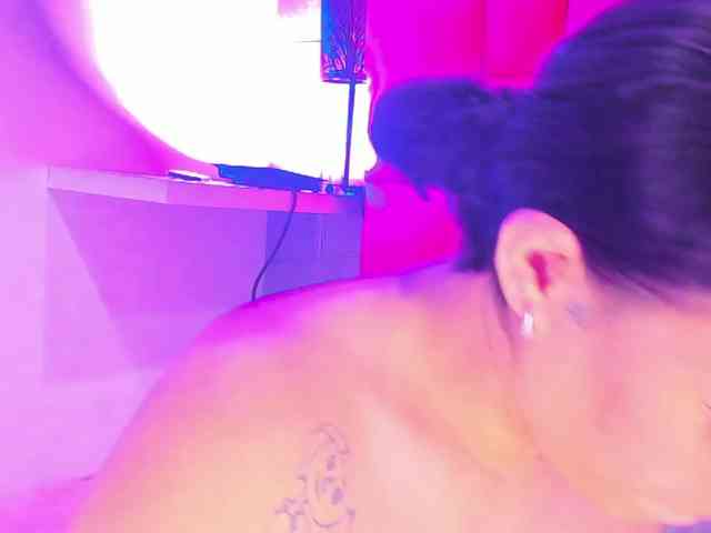 sasha-bossa webcam