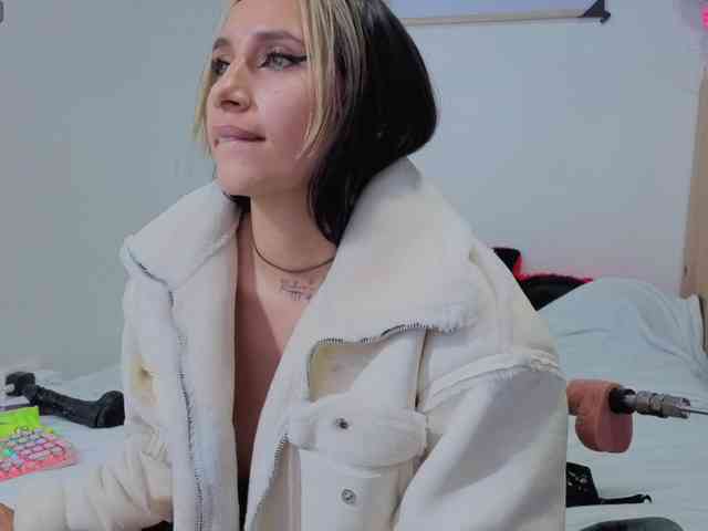 natalia-naugthy webcam