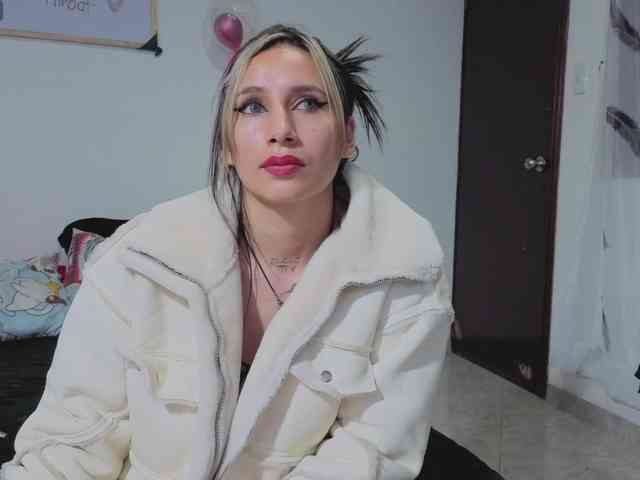 natalia-naugthy webcam