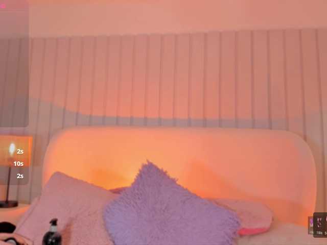 Megan-Holly's BongaCams show and profile