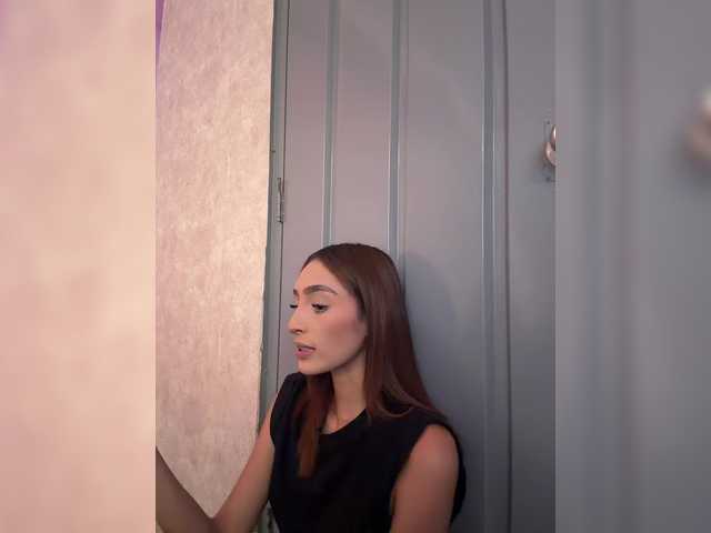 Megan-Holly's BongaCams show and profile