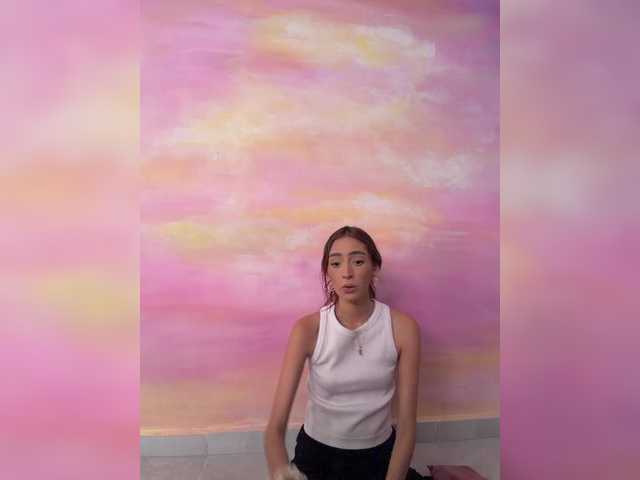 Megan-Holly's BongaCams show and profile