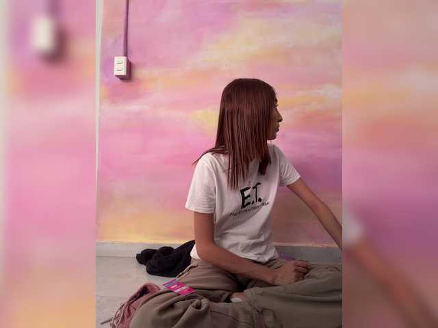 Megan-Holly's BongaCams show and profile