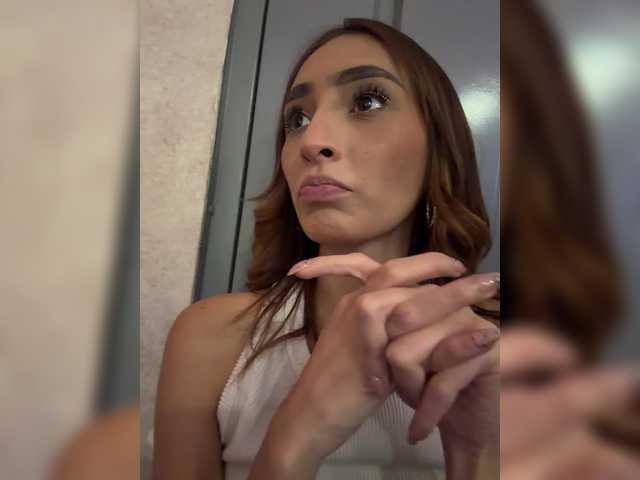 Megan-Holly's BongaCams show and profile