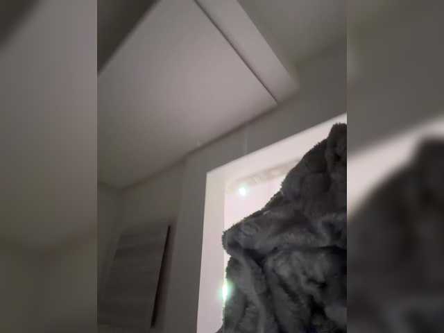 Megan-Holly's BongaCams show and profile