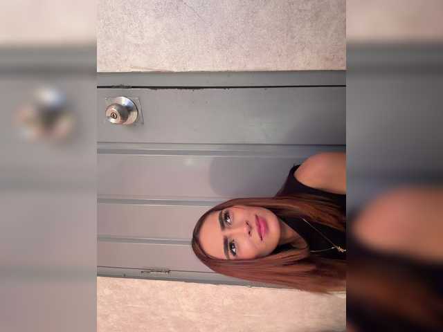 Megan-Holly's BongaCams show and profile