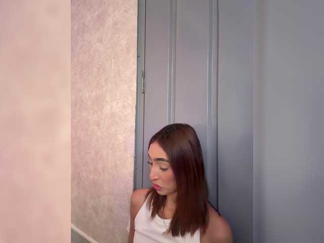 Megan-Holly's BongaCams show and profile