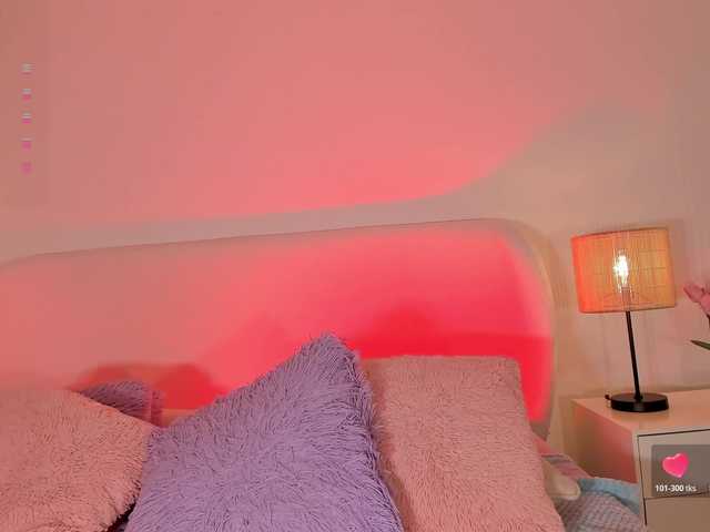 Megan-Holly's BongaCams show and profile