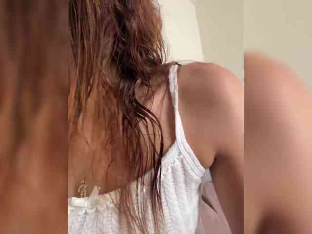 Megan-Holly Megan-Holly