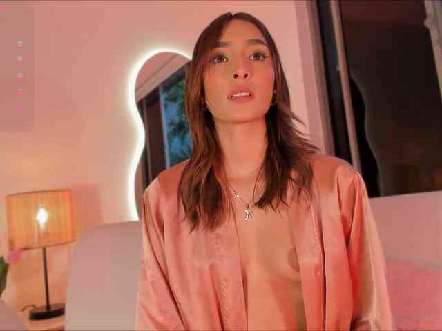 online cam2cam Megan-Holly