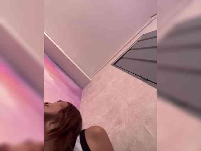 Megan-Holly Megan-Holly