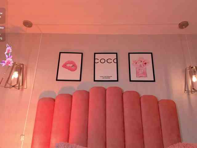 Megan-Holly Megan-Holly