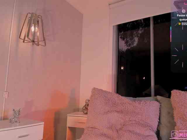 Megan-Holly webcam