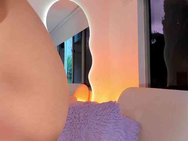 Megan-Holly Megan-Holly