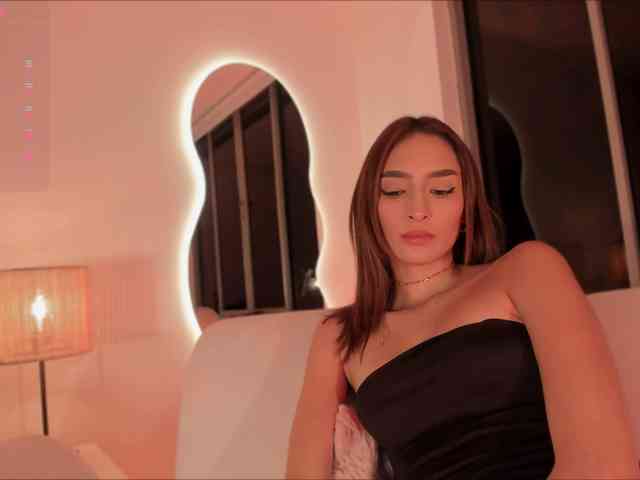 Megan-Holly webcam