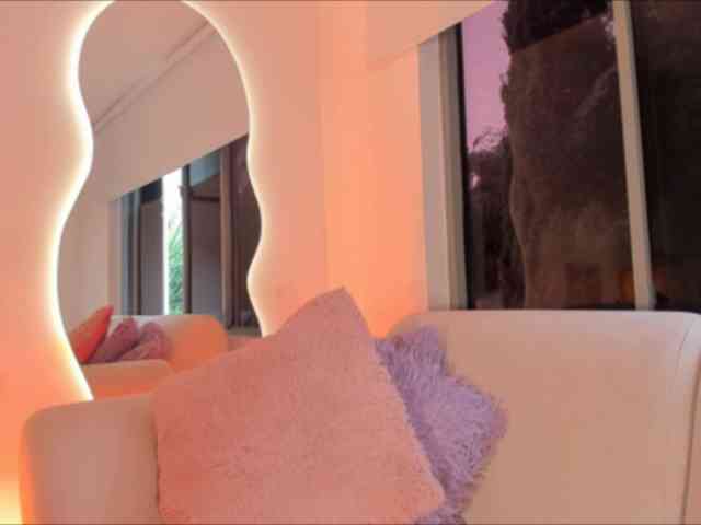 Megan-Holly webcam