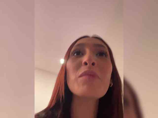 Megan-Holly webcam