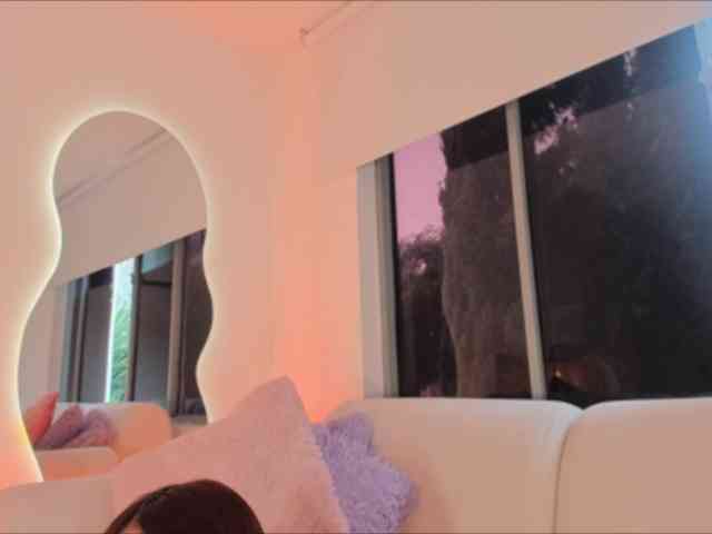 Megan-Holly webcam