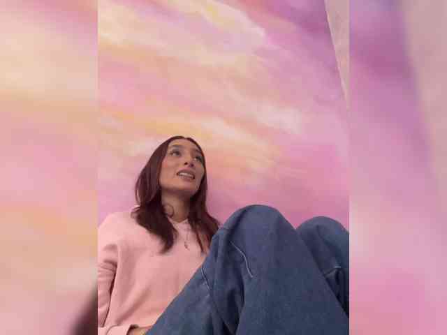 Megan-Holly Megan-Holly