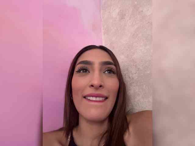 free video chat adult Megan-Holly