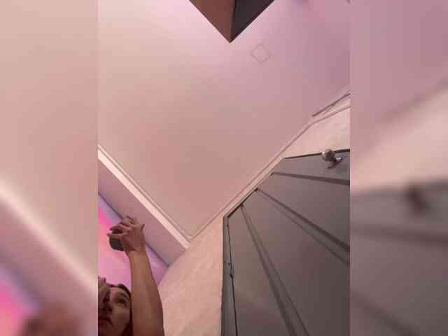 Megan-Holly Megan-Holly