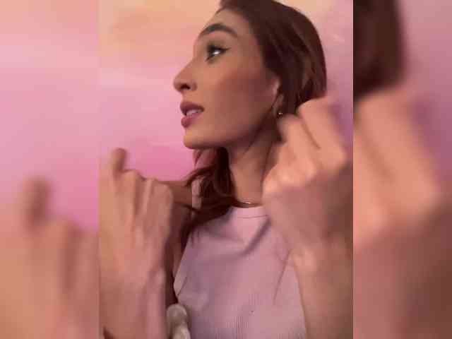 Megan-Holly Megan-Holly