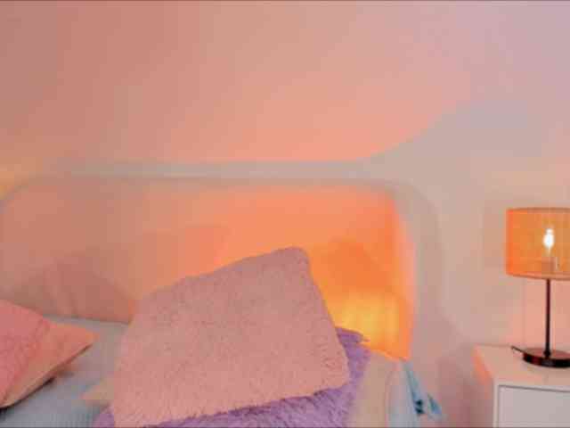 Megan-Holly webcam
