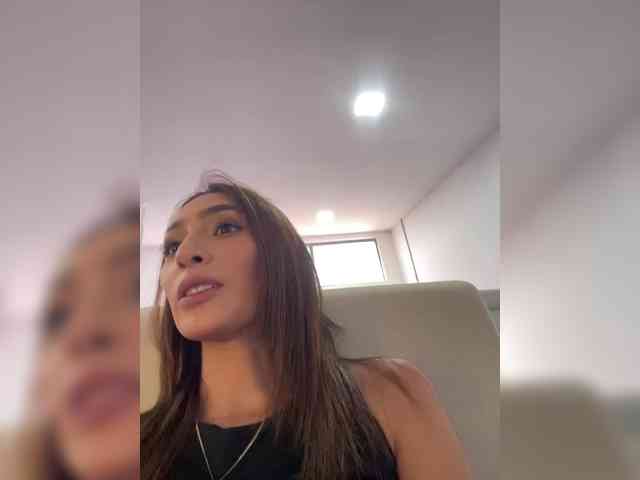 Megan-Holly webcam