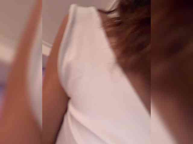 Megan-Holly Megan-Holly