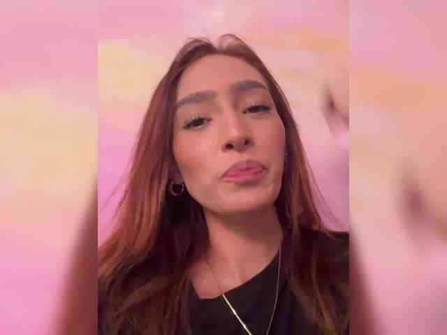 Megan-Holly Megan-Holly