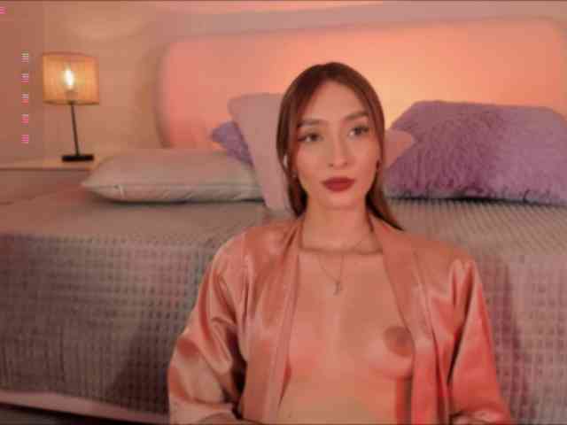 Megan-Holly webcam