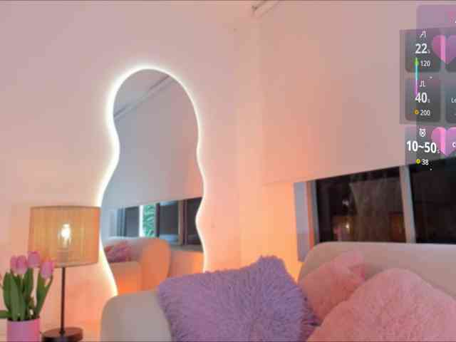 Megan-Holly Megan-Holly