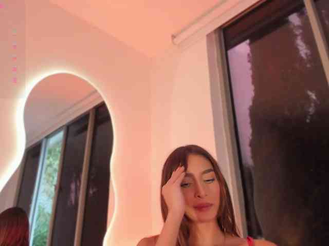 Megan-Holly webcam