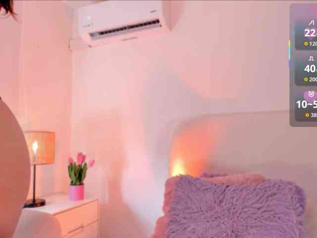 Megan-Holly Megan-Holly