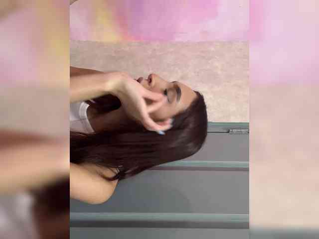 Megan-Holly webcam