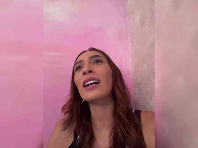 Megan-Holly Megan-Holly