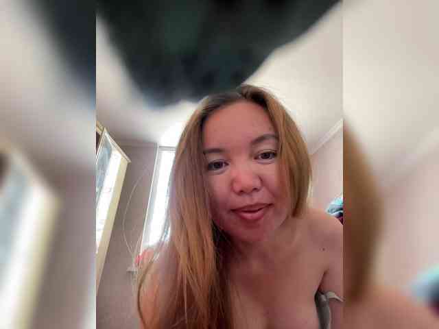 LynnMonica webcam
