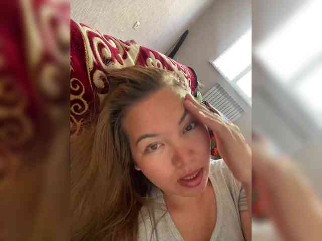 LynnMonica webcam
