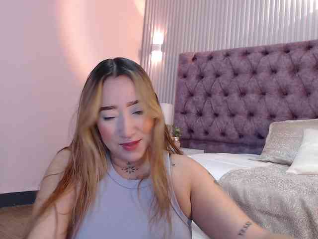 MollyyCruz webcam