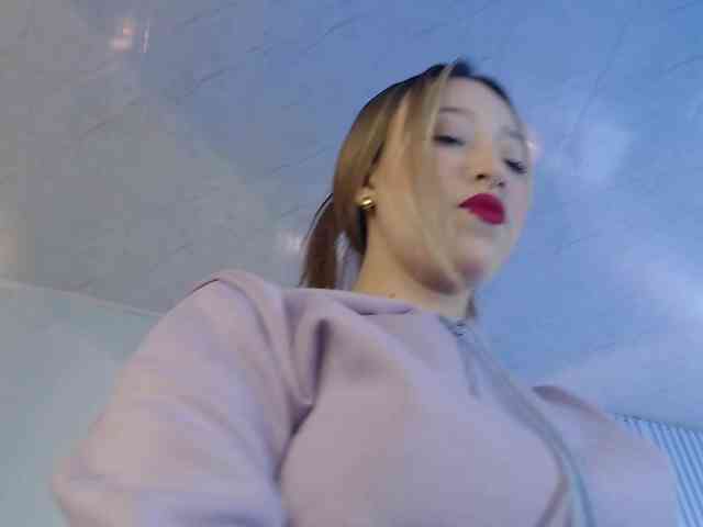 MollyyCruz webcam
