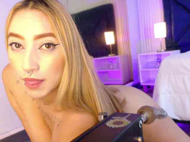 MollyyCruz webcam