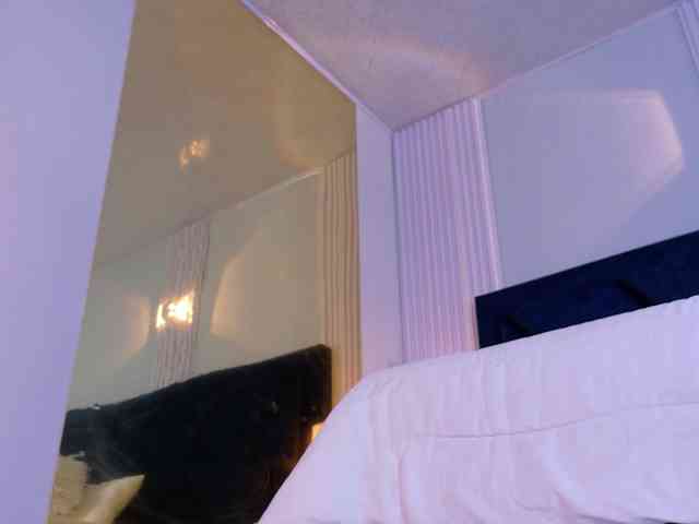 MollyyCruz webcam