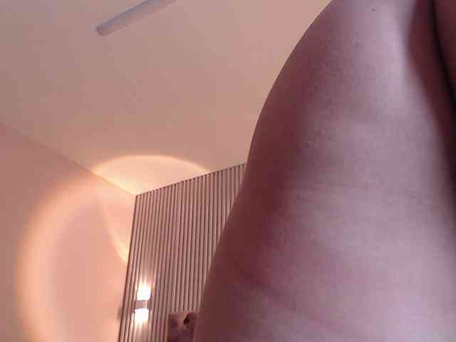 MollyyCruz webcam
