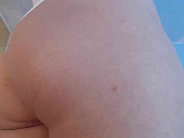 MollyyCruz webcam