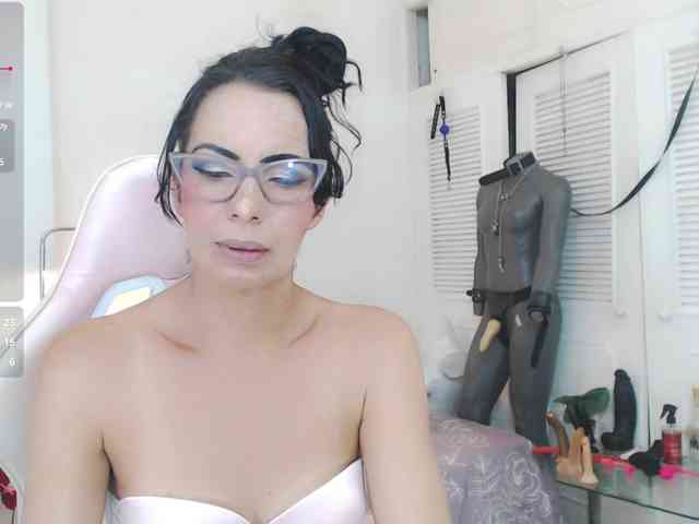 sasha-hot- webcam