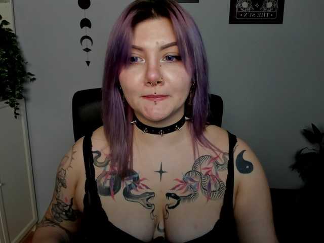 98GabbieSEXY's BongaCams show and profile