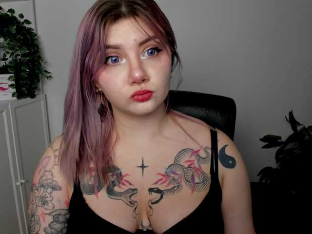 98GabbieSEXY's BongaCams show and profile