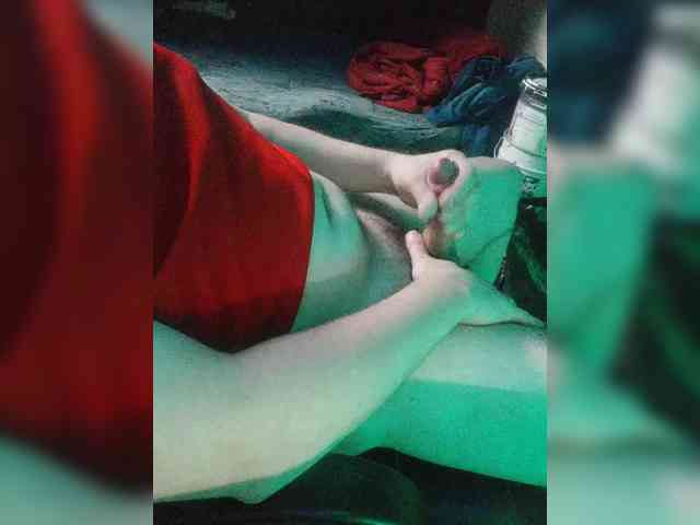 Badtriprandger Live Webcam on BongaCams