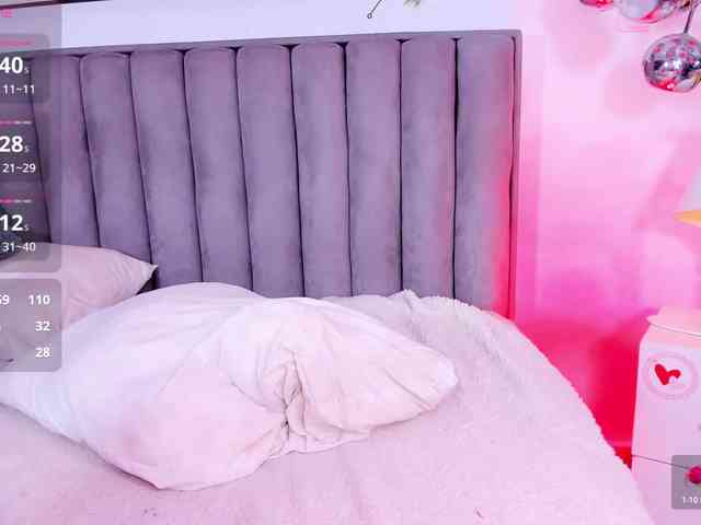 MandyWester webcam